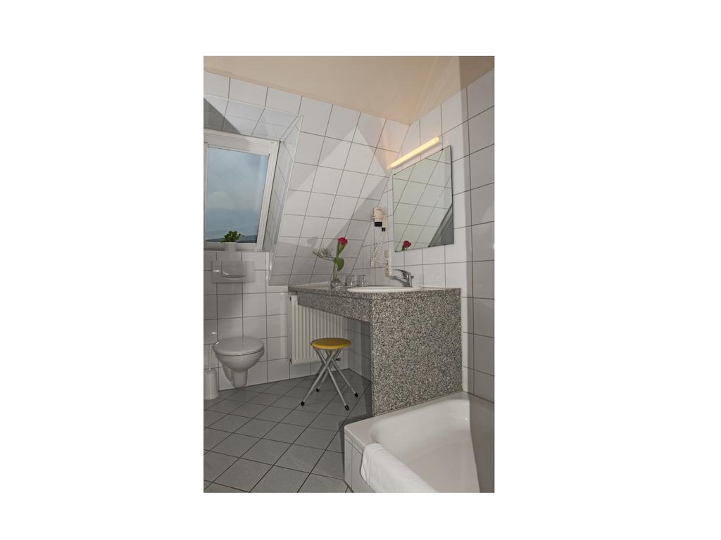 Hotel Am Rokokogarten Veitshöchheim Rum bild