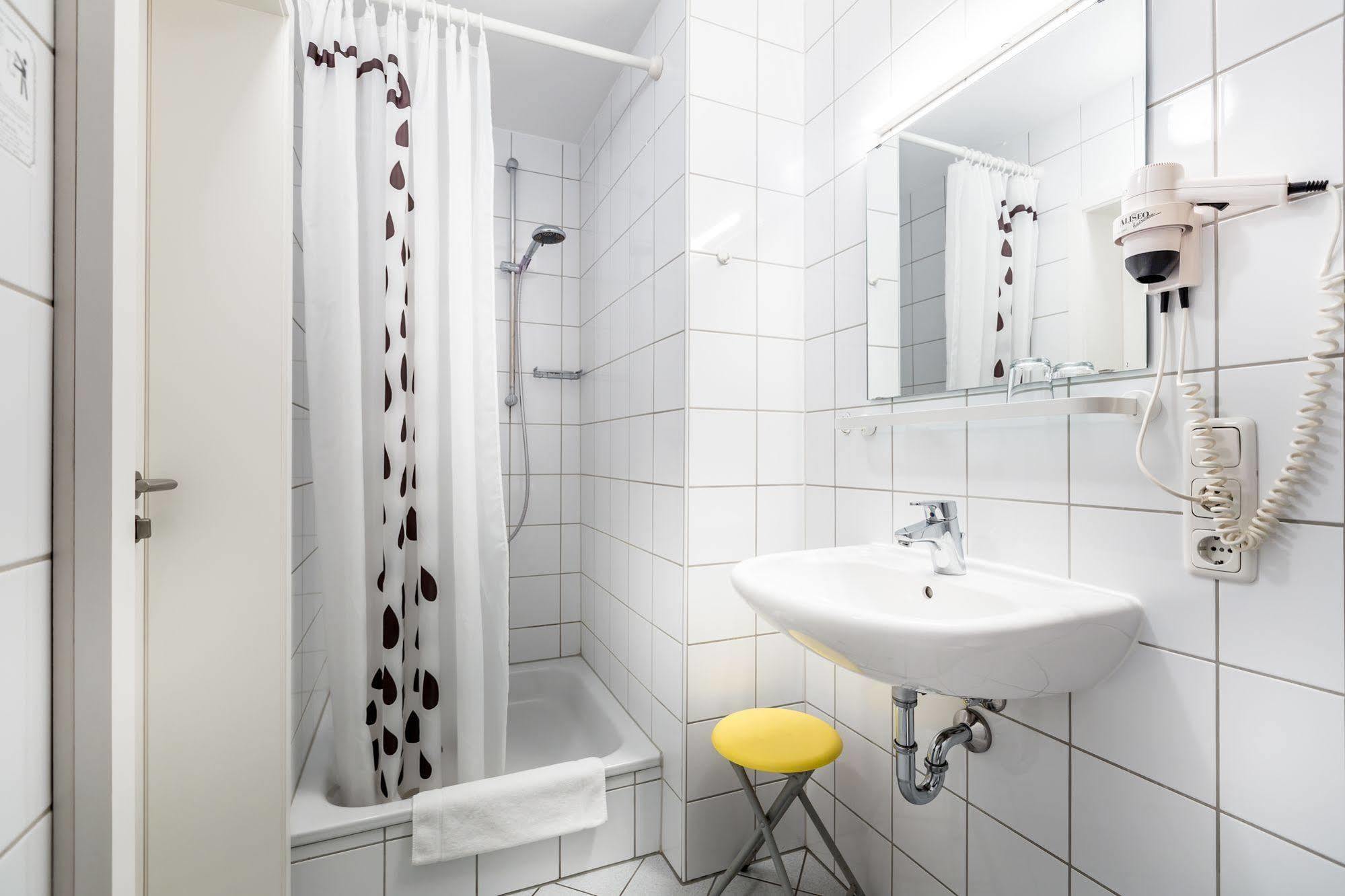Hotel Am Rokokogarten Veitshöchheim Exteriör bild