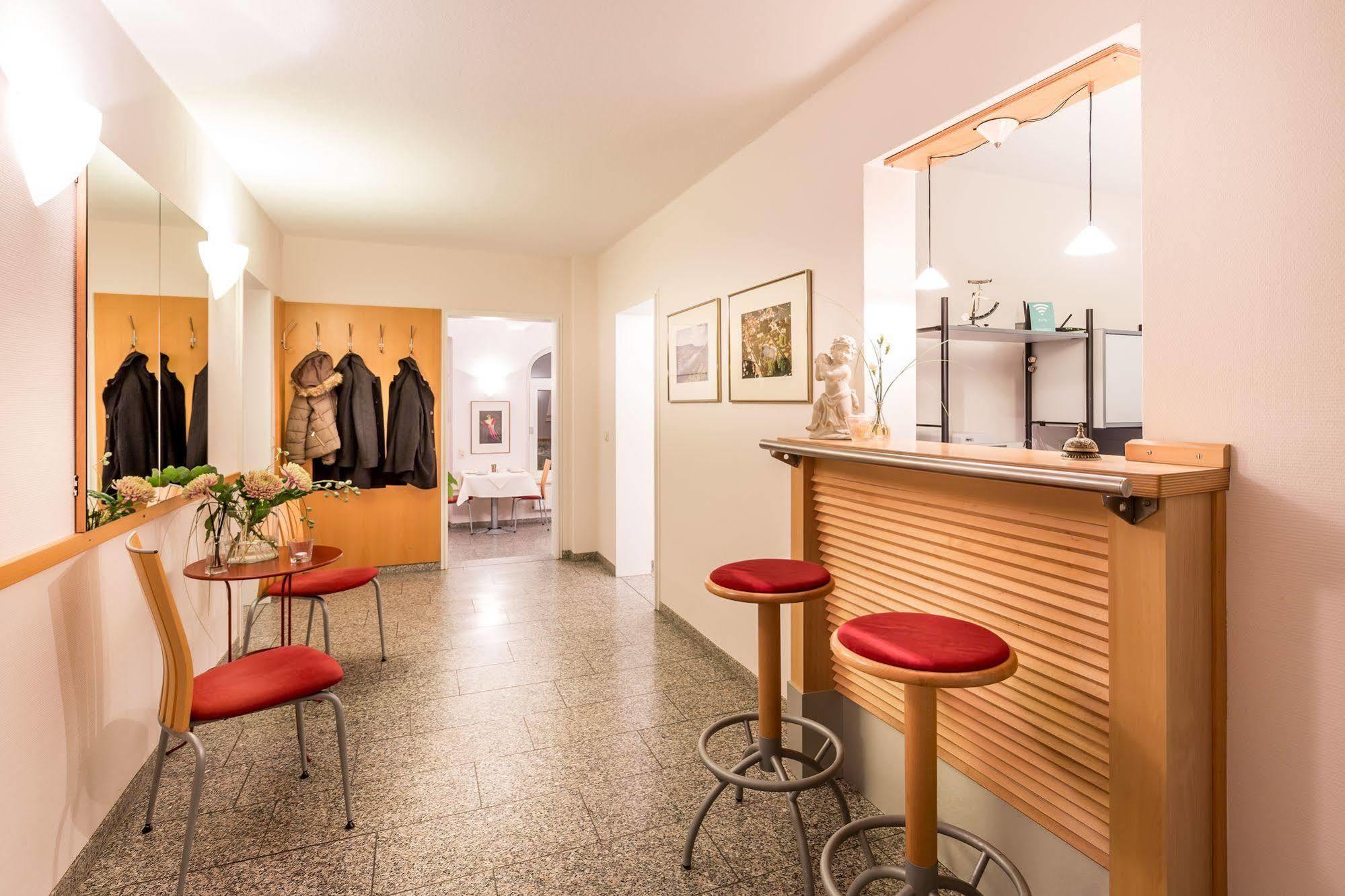 Hotel Am Rokokogarten Veitshöchheim Exteriör bild